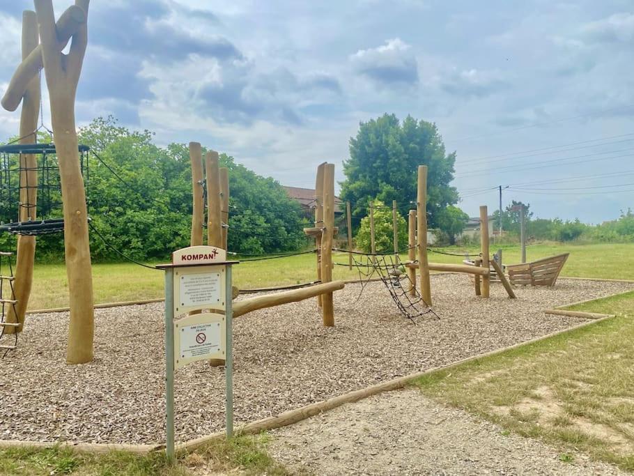 Voyage Au Canal - Parking Clim Netflix Amazon Montauban Exteriör bild
